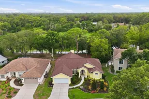 3510 Crystal Lakes Ct, Sarasota, FL 34235 - Photo 3