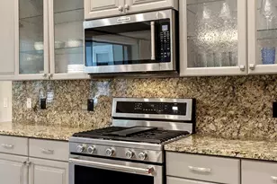 7210 Lake Forest Gln, Lakewood Ranch, FL 34202 - Photo 19