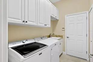 7210 Lake Forest Gln, Lakewood Ranch, FL 34202 - Photo 25