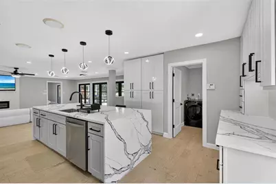 5073 Higel Avenue, Sarasota, FL 34242 - Photo 9