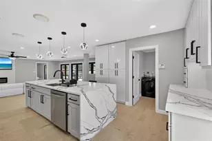 5073 Higel Ave, Sarasota, FL 34242 - Photo 9
