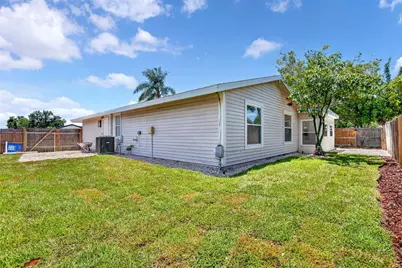 6306 37th Avenue W, Bradenton, FL 34209 - Photo 45