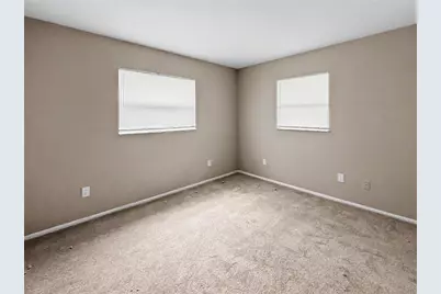 5365 Winewood Drive, Sarasota, FL 34232 - Photo 9