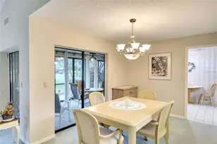 3825 Wilshire Cir, Sarasota, FL 34238 - Photo 9
