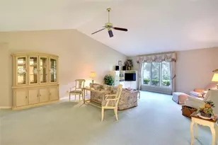 3825 Wilshire Cir, Sarasota, FL 34238 - Photo 5