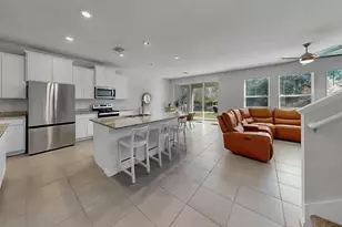 16454 Woodside Gln, Parrish, FL 34219 - Photo 11