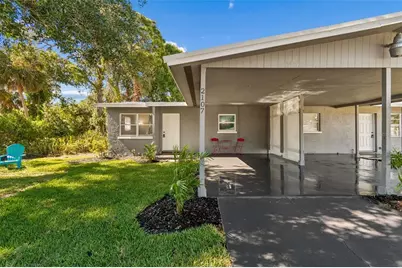 2105 46th Avenue Drive W, Bradenton, FL 34207 - Photo 31