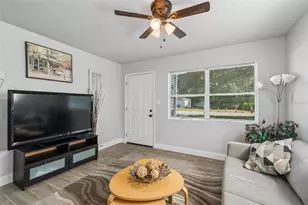 2105 46th Ave Dr W, Bradenton, FL 34207 - Photo 27