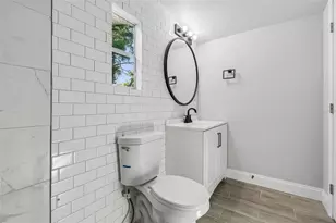 2105 46th Ave Dr W, Bradenton, FL 34207 - Photo 53