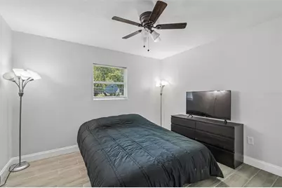 2105 46th Avenue Drive W, Bradenton, FL 34207 - Photo 3