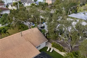 3727 Tangier Terrace, Sarasota, FL 34239 - Photo 9