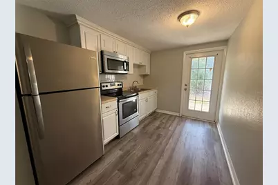 350 Elmstreet Court #6, Englewood, FL 34223 - Photo 3