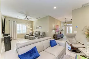 12211 Winding Woods Way, Lakewood Ranch, FL 34202 - Photo 9