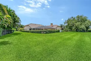 4871 Winterhaven Dr, Sarasota, FL 34233 - Photo 51