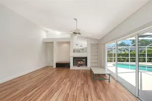 4871 Winterhaven Dr, Sarasota, FL 34233 - Photo 23