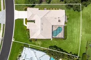 4871 Winterhaven Dr, Sarasota, FL 34233 - Photo 3