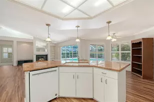 4871 Winterhaven Dr, Sarasota, FL 34233 - Photo 19