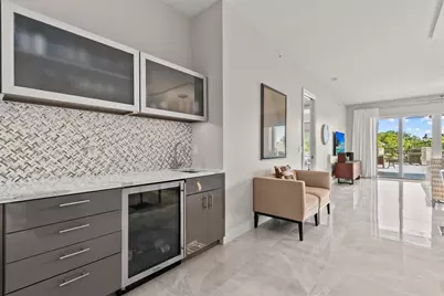 888 S Orange Avenue #2C, Sarasota, FL 34236 - Photo 9