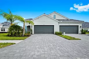 10112 Lake Wales Cir, Sarasota, FL 34241 - Photo 5