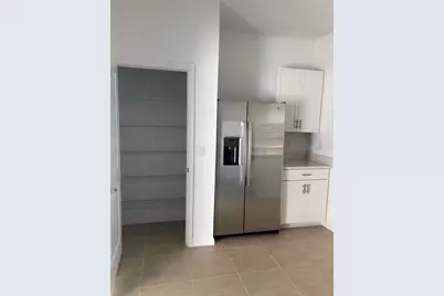 8641 Daybreak Street, Sarasota, FL 34241 - Photo 5