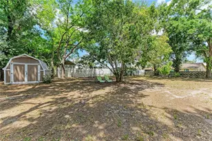 939 N Lockwood Ridge Rd, Sarasota, FL 34237 - Photo 23