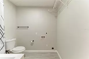 939 N Lockwood Ridge Rd, Sarasota, FL 34237 - Photo 19