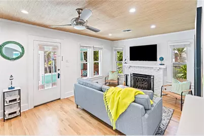 642 Ohio Place, Sarasota, FL 34236 - Photo 11