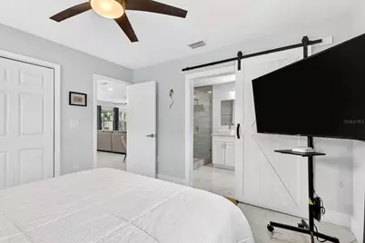 916 Pattison Avenue, Sarasota, FL 34237 - Photo 29