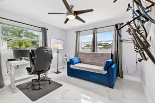 916 Pattison Ave, Sarasota, FL 34237 - Photo 21