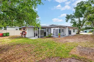 916 Pattison Ave, Sarasota, FL 34237 - Photo 39