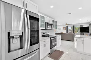 916 Pattison Ave, Sarasota, FL 34237 - Photo 19