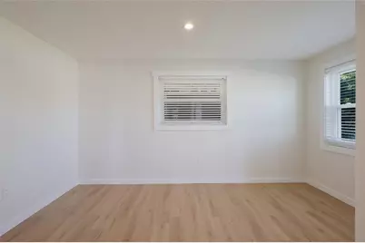 221 85th Street, Holmes Beach, FL 34217 - Photo 27