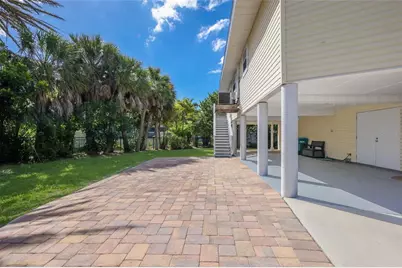 221 85th Street, Holmes Beach, FL 34217 - Photo 31