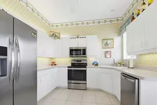 831 Chalmers Dr, Venice, FL 34293 - Photo 17