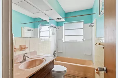 3316 Jolson Drive, Sarasota, FL 34237 - Photo 17