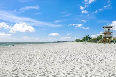 512 67th Street, Holmes Beach, FL 34217 - Photo 25