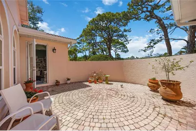 517 Granada Avenue, Venice, FL 34285 - Photo 25