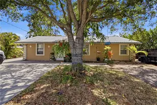 5727 11th St E, Bradenton, FL 34203 - Photo 3