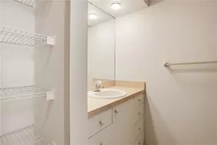 4779 Tivoli Pl, Sarasota, FL 34235 - Photo 13