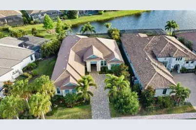 16524 Kendleshire Terrace, Lakewood Ranch, FL 34202 - Photo 5