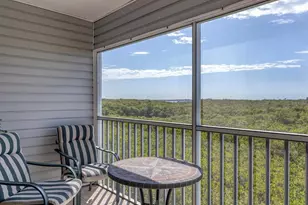 3607 E Bay Dr, Holmes Beach, FL 34217 - Photo 1