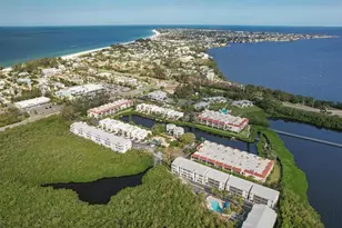 3607 E Bay Dr, Holmes Beach, FL 34217 - Photo 3