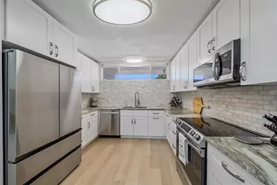 100 Sands Point Road #225, Longboat Key, FL 34228 - Photo 25