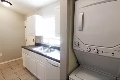 864 Hand Ave, Sarasota, FL 34232 - Photo 3