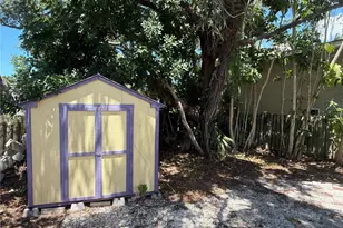 330 Pavonia Rd, Nokomis, FL 34275 - Photo 25