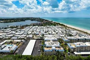 3806 Gulf of Mexico Dr, Longboat Key, FL 34228 - Photo 35