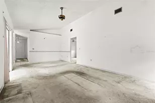 6909 9th Ct E, Sarasota, FL 34243 - Photo 19