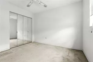 6909 9th Ct E, Sarasota, FL 34243 - Photo 31