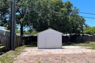 3842 Hawkeye Cir, Sarasota, FL 34232 - Photo 13