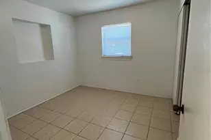 3842 Hawkeye Cir, Sarasota, FL 34232 - Photo 9